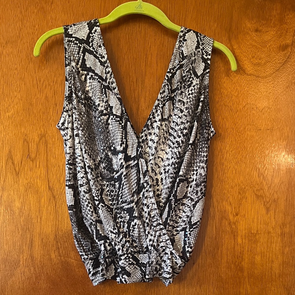 Snake print top